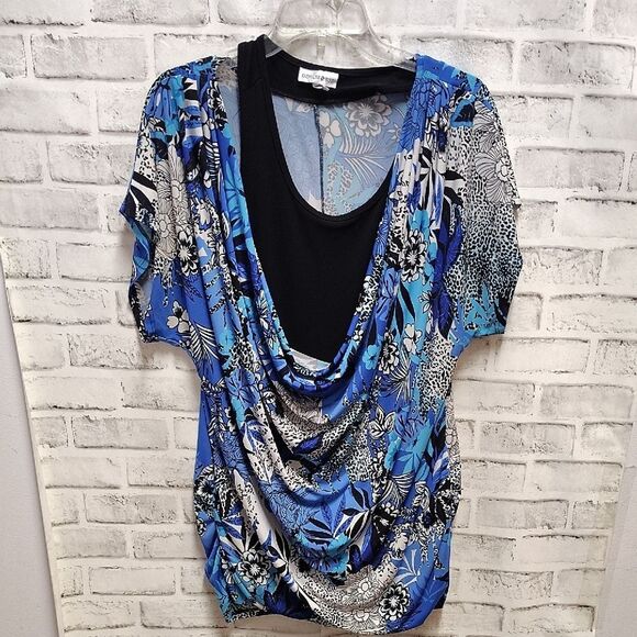Fashion Bug Black and Blue Asymmetrical Short Sleeve Blouse - Picture 1 of 3